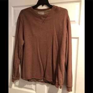 G H Bass and Co Men’s pullover shirt